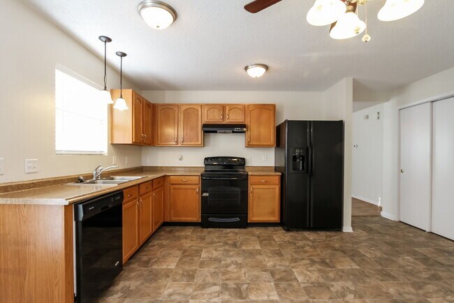 Foto del edificio - 2028 Prairie Sky Ln