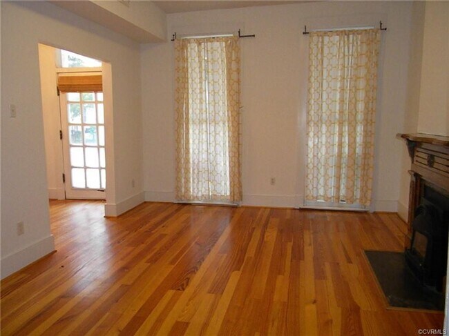 Building Photo - 413 N 22nd St