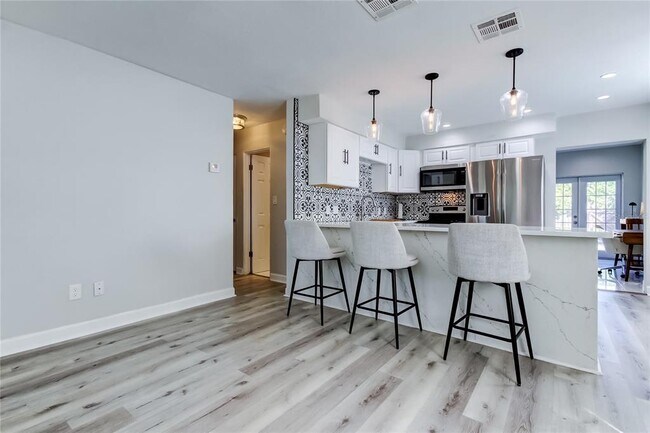 Foto del edificio - 439 34th Ave N