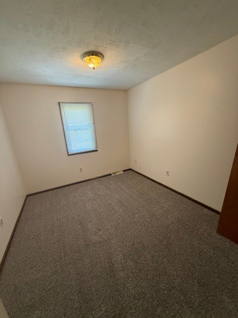 Foto del edificio - 520 W Smith Rd
