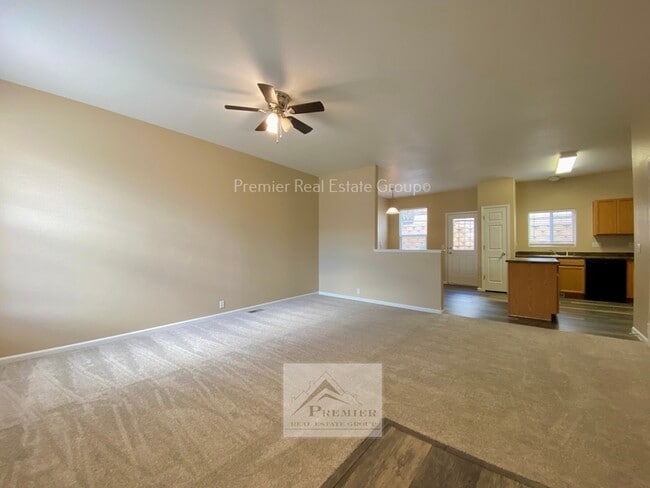Building Photo - 2748 Scotchbroom Point