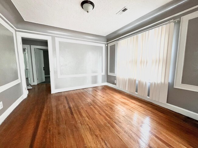 Foto del edificio - 17146 Kentucky St
