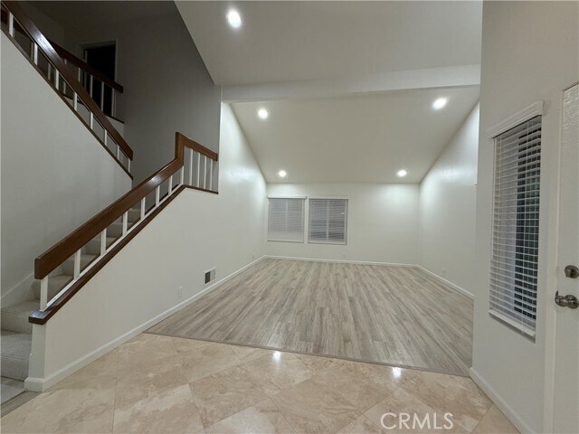 Foto del edificio - 16 Campanero E