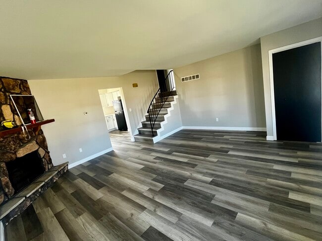 Foto del edificio - 9652 Johnson St