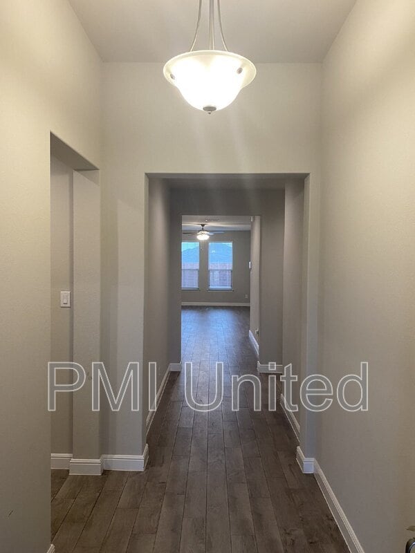 Building Photo - 249 Irish Moss Dr