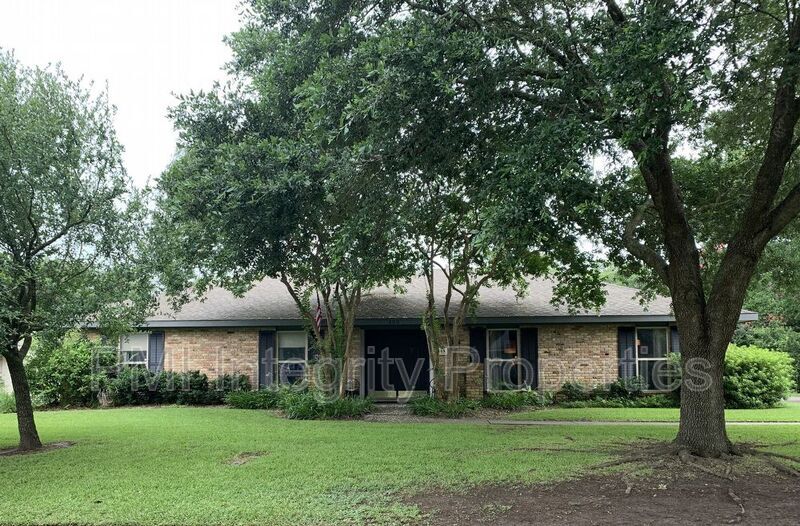 409 Kim Dr, Lafayette, LA 70503 House Rental in Lafayette, LA
