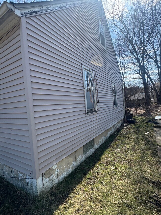 Foto del edificio - 711 W Dewey St