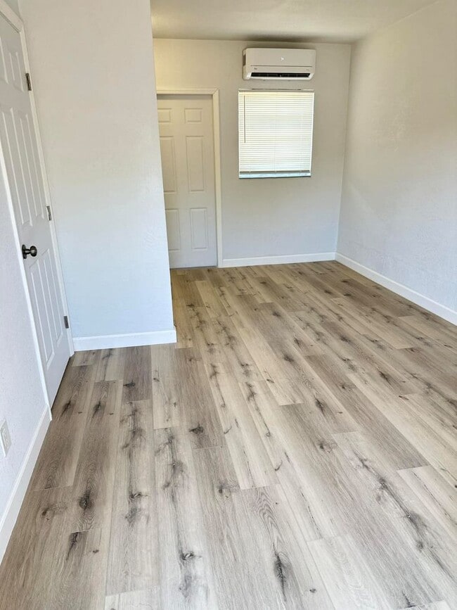 Photo - LC 06:125 SW 5th CT Apartment