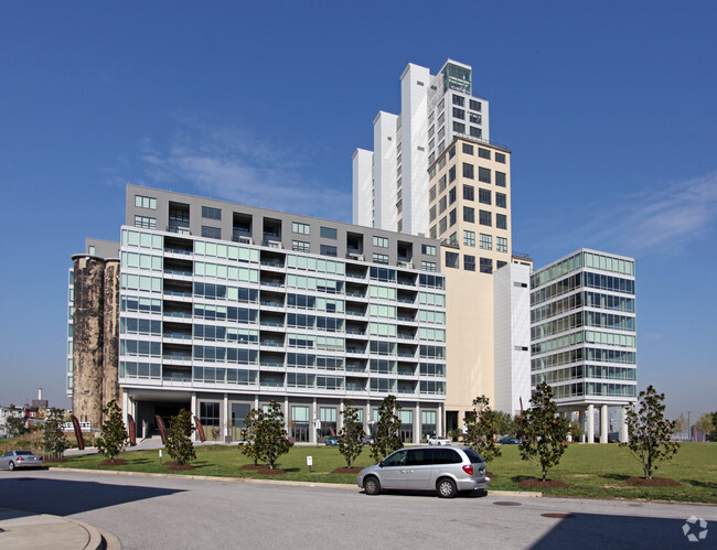 Building Photo - Silo Point