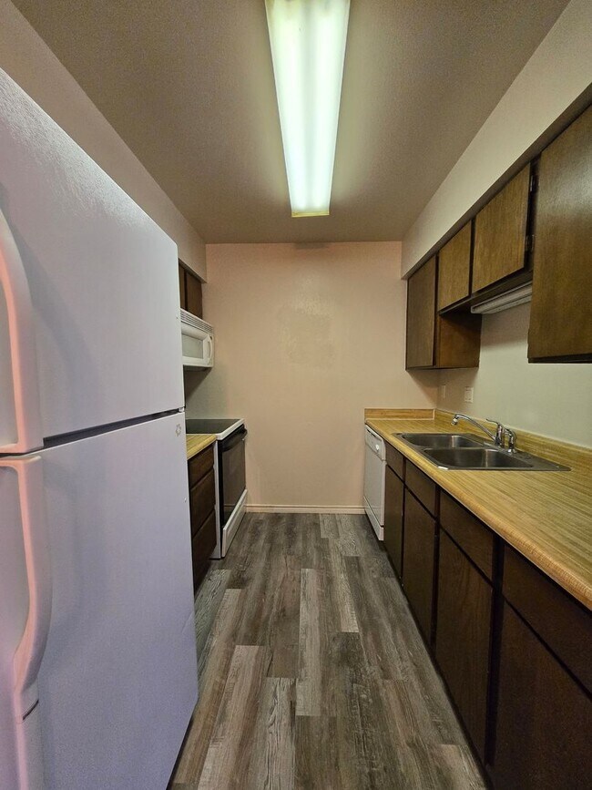 Foto del edificio - Cozy 2 Bedroom 2 Bath