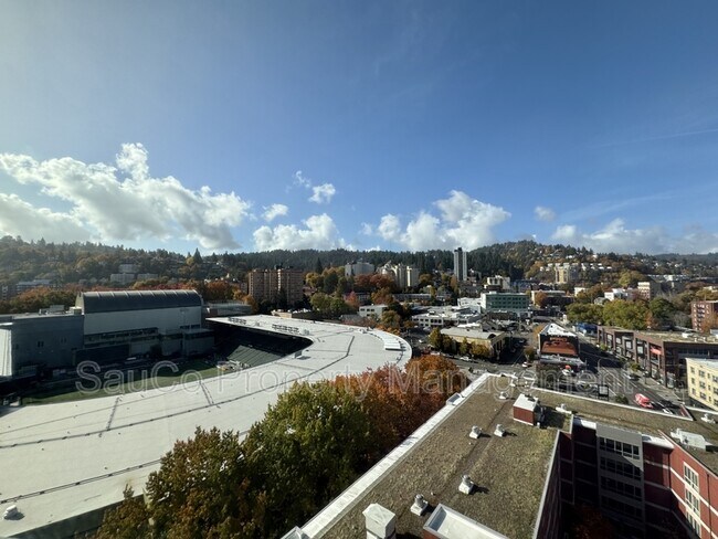 Foto del edificio - 1926 W Burnside St