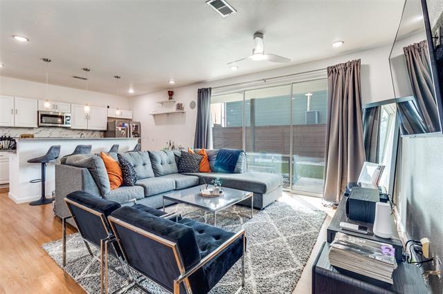 Building Photo - 3121 Rutz St