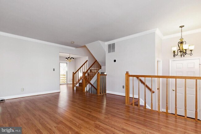 Foto del edificio - 6108 Joust Ln