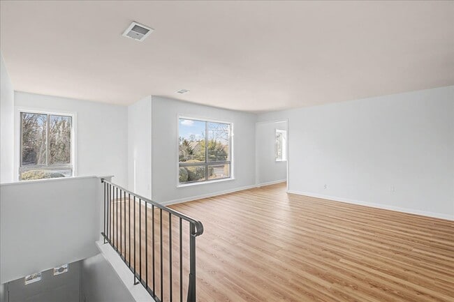 Photo - 66 Banner Ct Townhome