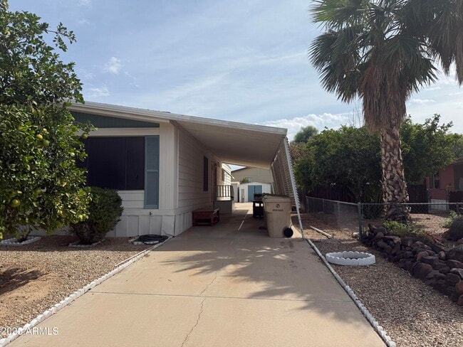 Building Photo - 17249 N 66th Ln