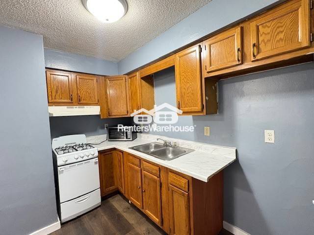 Building Photo - 5749 33rd Ave S
