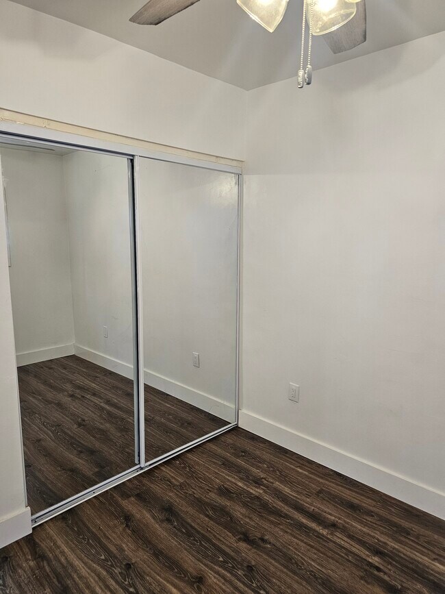 Building Photo - 1423 Coronado Ave