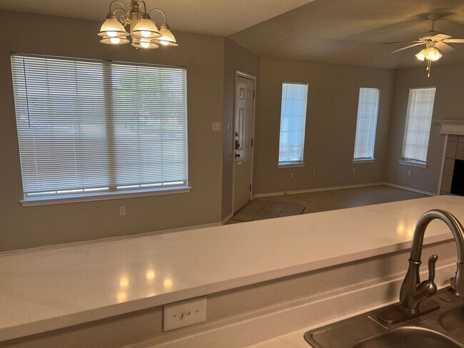 Foto del edificio - 3108 110th St