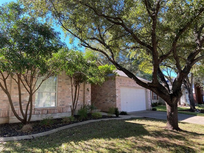 Building Photo - 1208 Tremont Dr