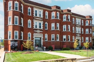 Building Photo - Vandy House
