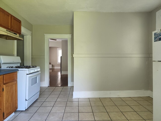 Photo - 1612 W 48th St (Norfolk, VA) House