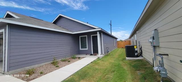 Building Photo - 731 Ponderosa Ln
