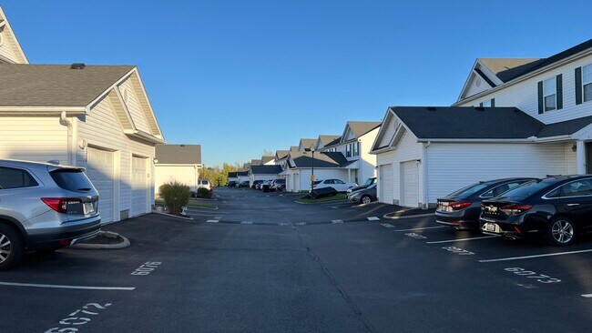 Building Photo - 6076 Georges Park Dr