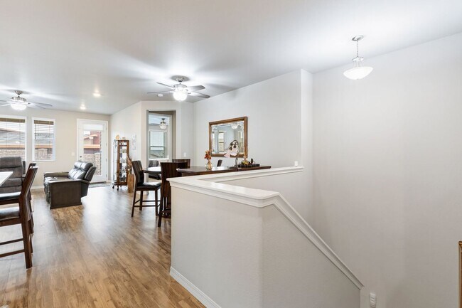 Foto del edificio - 5767 Heathland Terrace