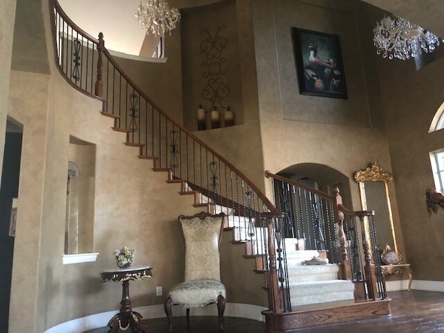 Foto del edificio - 4205 Lansbury Dr
