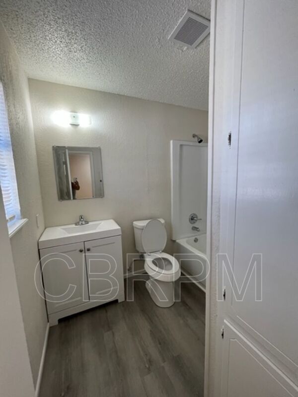 Building Photo - 1101 52nd St