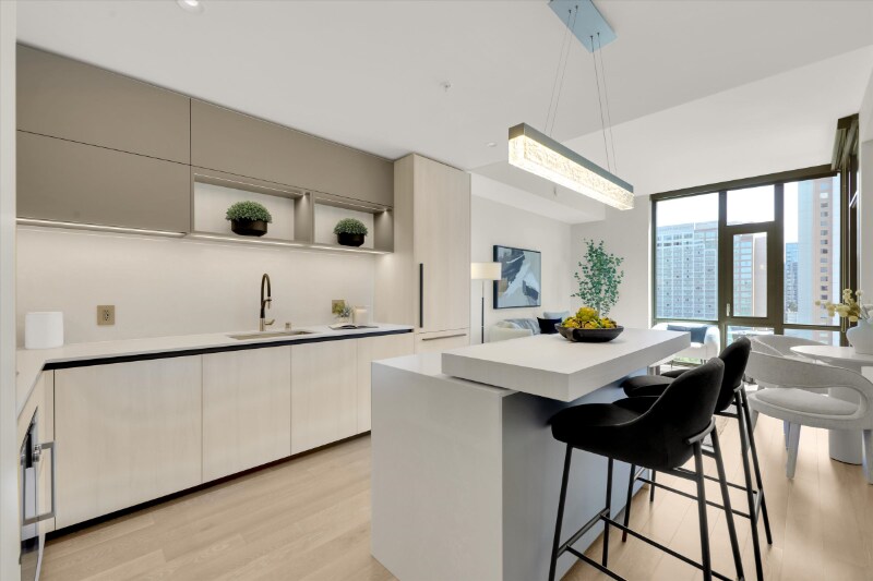 Foto principal - 889 Ave Sq NE