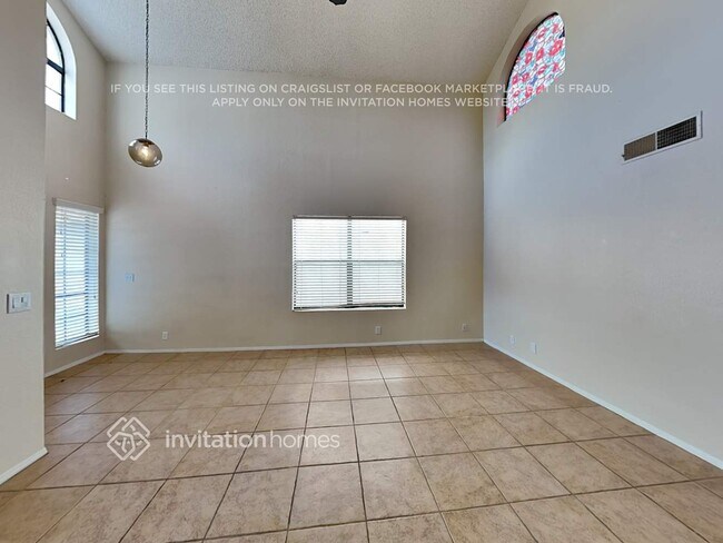 Foto del edificio - 3733 W Waltann Ln