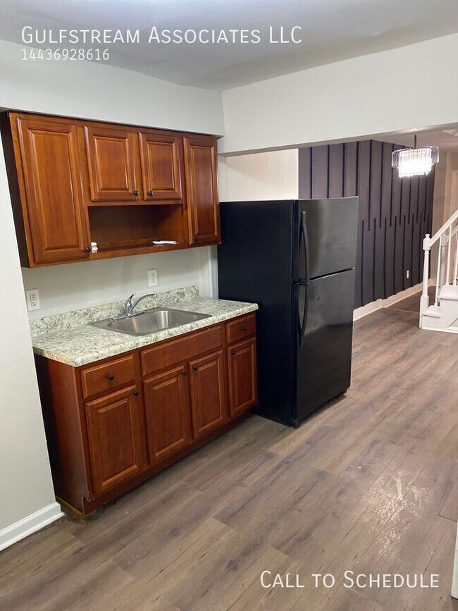 Foto del edificio - 1817 McHenry St