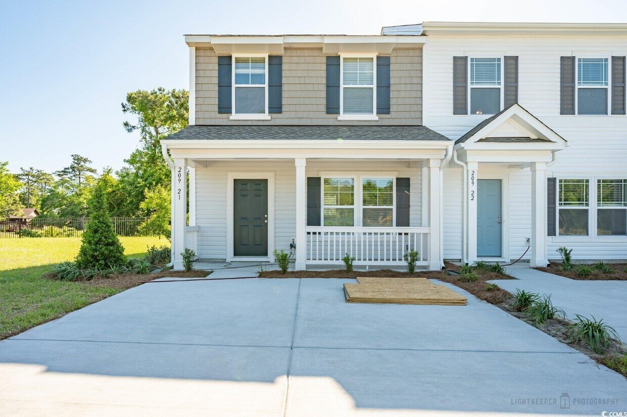 Foto principal - 209 Banbury Ln