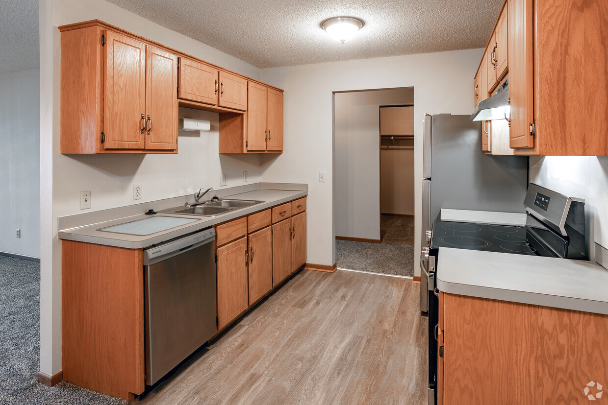 River Ridge Apartments - Apartments in Anoka, MN | Apartments.com