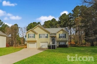 Building Photo - 228 S Red Oak Way
