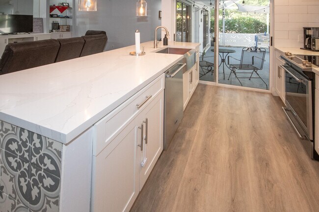 Foto del edificio - 4204 Water Oak Ct