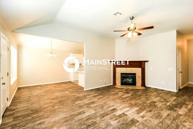 Foto del edificio - 3 Bedroom Pet-Friendly Home in OKLAHOMA CITY, OK with Main Street Renewal