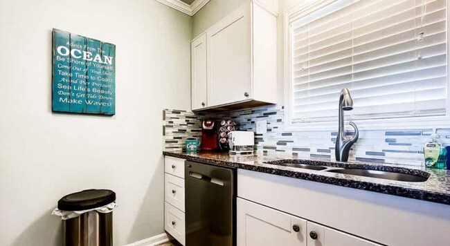 Photo - Full Furnished Beach Front Unit Apartment