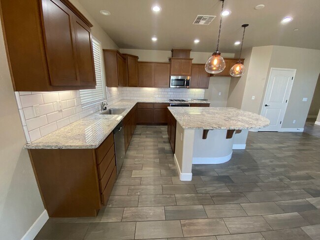 Foto del edificio - 3200 N Glacier Way