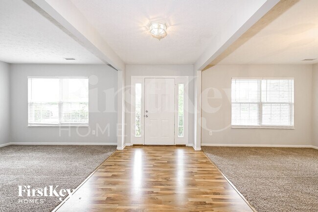 Foto del edificio - 5076 Gunston Ln