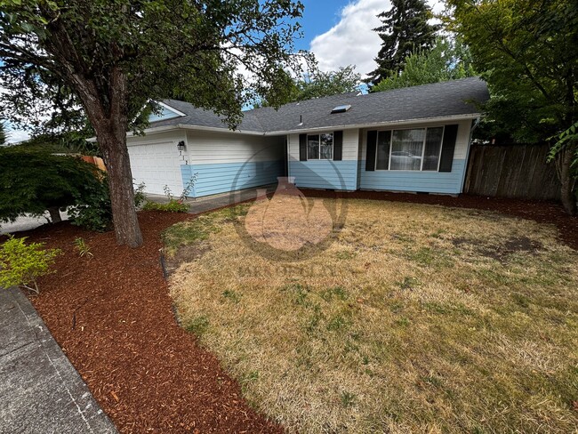 Building Photo - Single Level House available now!!!