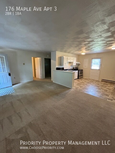 Building Photo - 176 Maple Ave