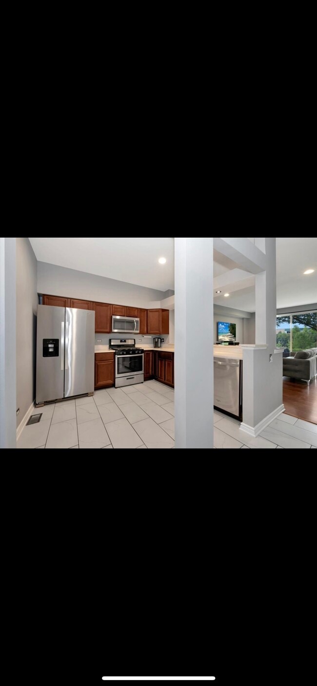 Building Photo - 2535 Arcadia Cir