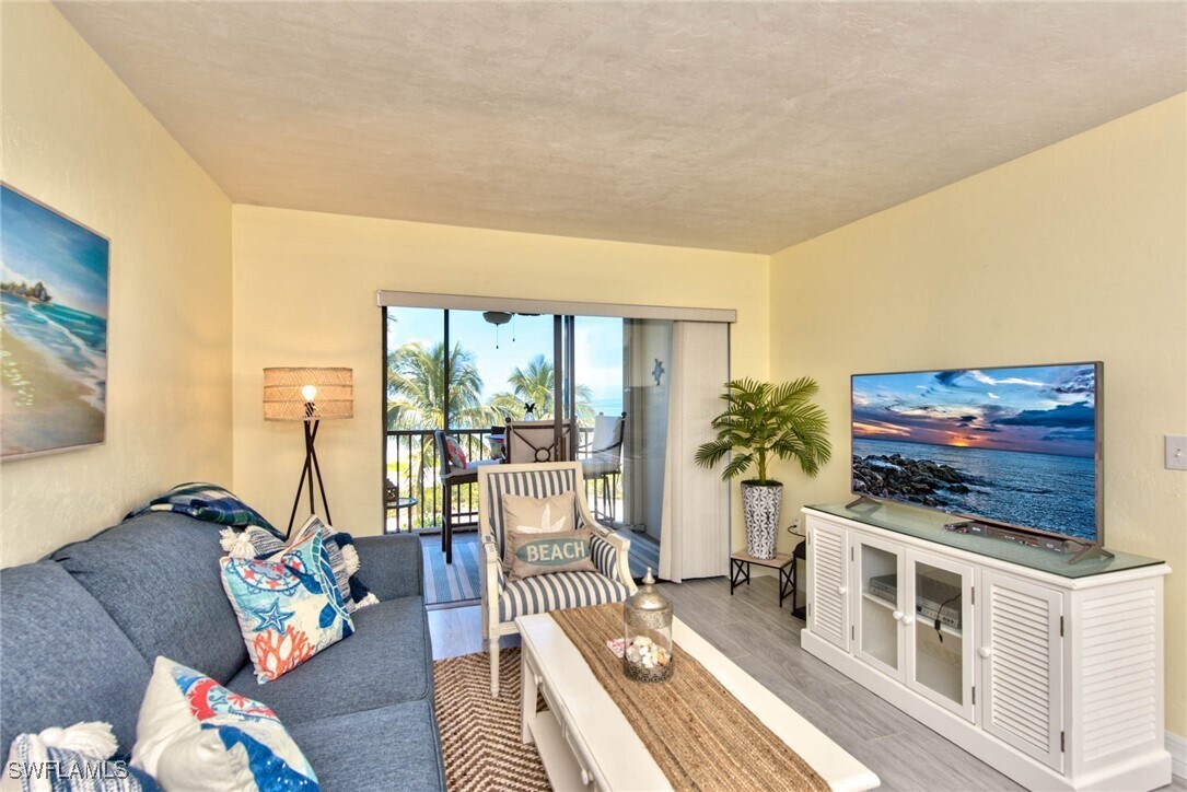 Primary Photo - 7500 Estero Blvd