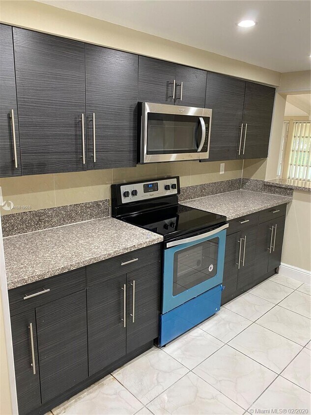 1041 NE 162nd St, North Miami Beach, FL 33162 House for Rent in North