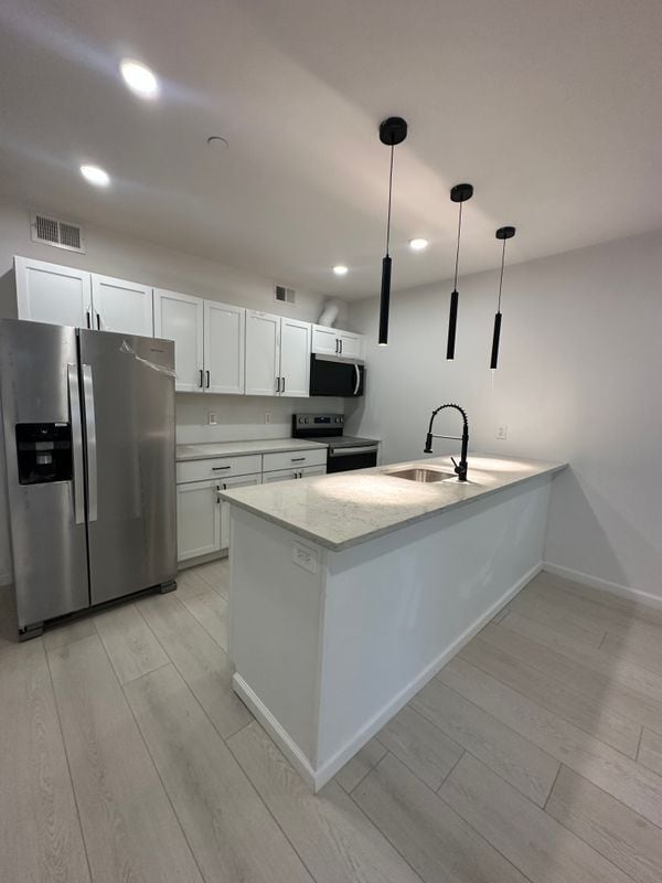 Foto del edificio - 1925 H St NE