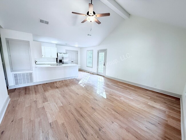 Photo - 2BR/2BA FOR RENT Apartment