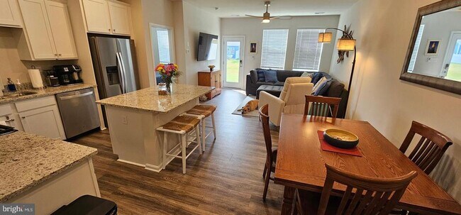 Foto del edificio - 35014 Sunfish Ln