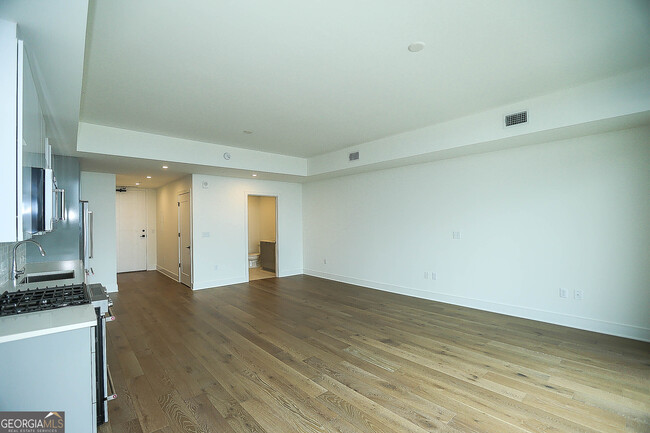 Foto del edificio - 788 West Marietta St NW